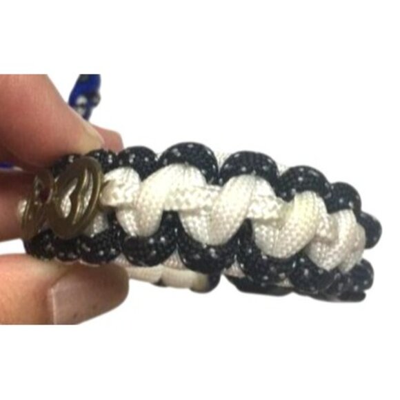 1 Black White Heart 1 Blue Dance Paracord Bracelet Set Casual with Buckle - Picture 5 of 8